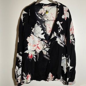 B-2#37 LEiTH blouse with collar